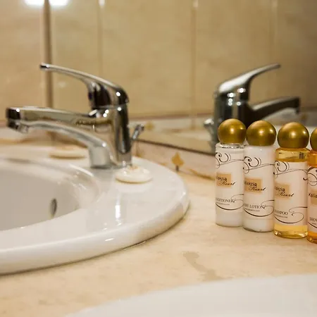 卡利亚科里亚度假酒店 4*