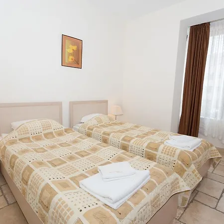 卡利亚科里亚度假酒店 托波拉