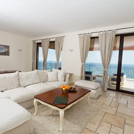 度假村 卡利亚科里亚度假酒店