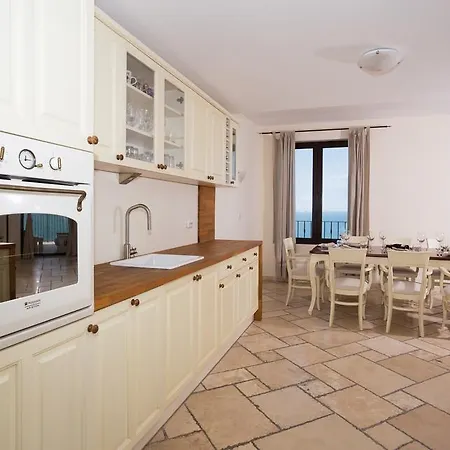 卡利亚科里亚度假酒店