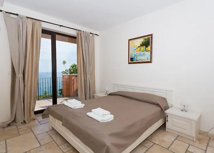 Complex Kaliakria Topola