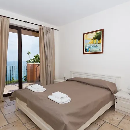 Semesteranläggning (resort) Kaliakria Topola