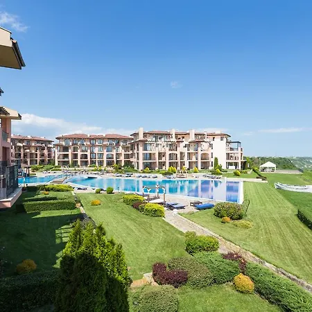 Semesteranläggning (resort) Kaliakria 4*